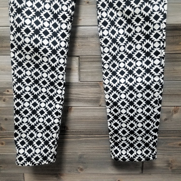 J. Crew | Aztec Print Stretch Skinny Jeans 28 - Picture 3 of 8